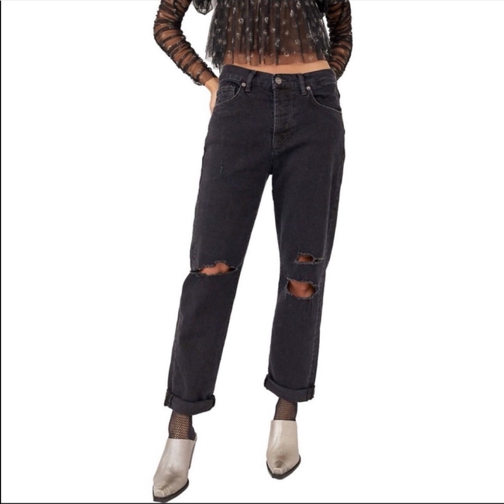 NWT Free People Distressed Bren Boyfriend Jeans